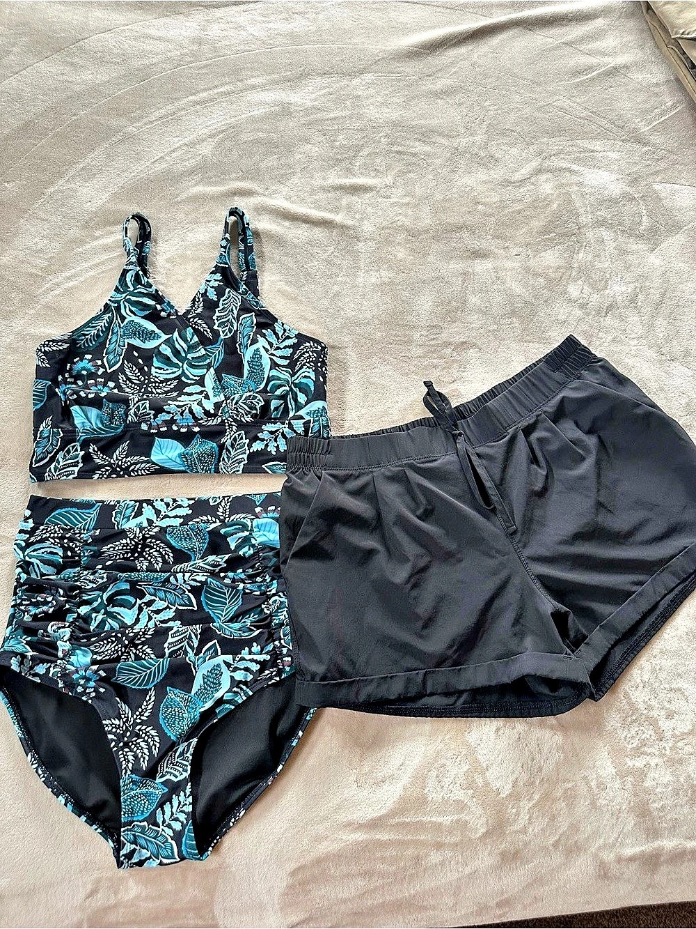 BloomChic Floral Bikini Set with Swim Shorts in Black & Green & Blue Size 10 NWO